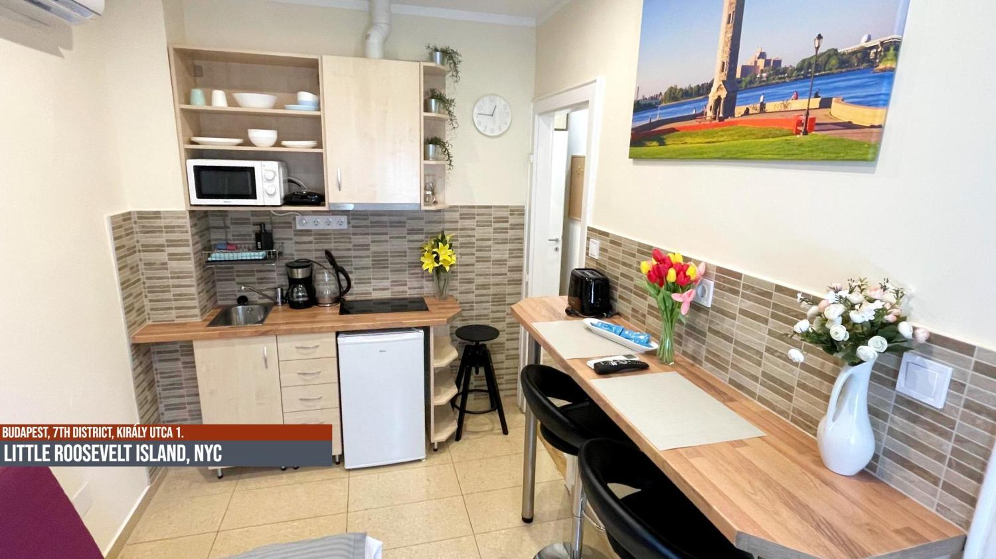 Little Americas New York Central Apartments Βουδαπέστη Εξωτερικό φωτογραφία